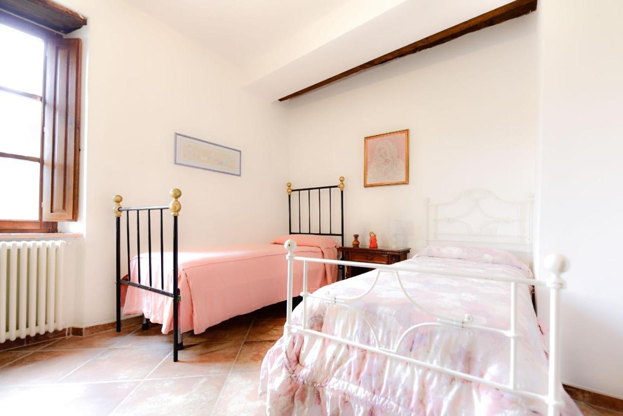 Agriturismo Castello Delle Fornaci - Private Jacuzzi アルチドッソ エクステリア 写真
