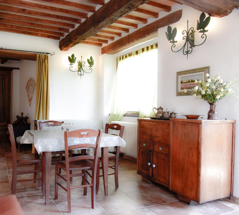 Agriturismo Castello Delle Fornaci - Private Jacuzzi アルチドッソ エクステリア 写真